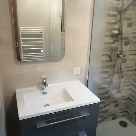 Semesterbostad Le Pech De Sireuil *